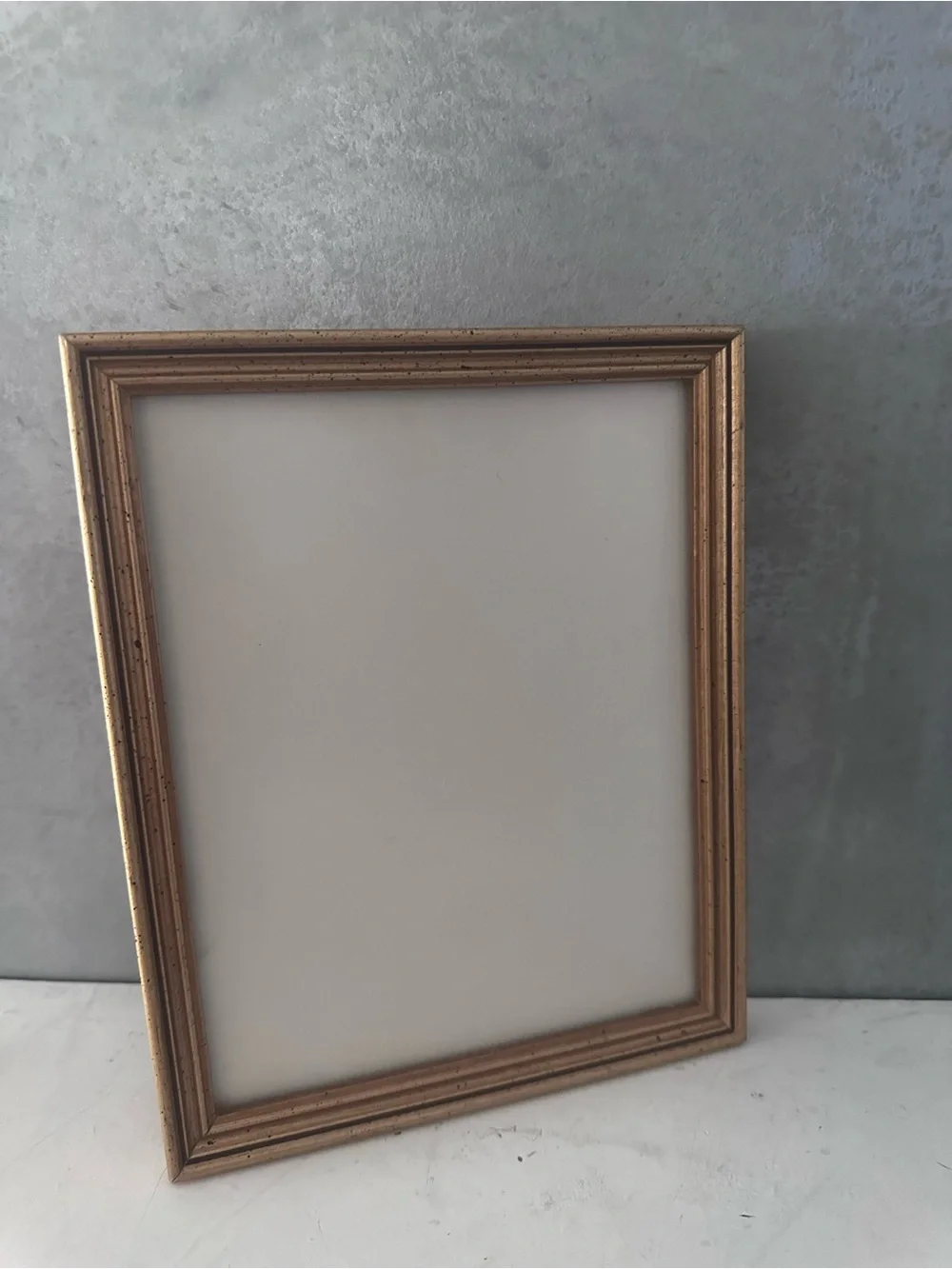 Vintage CUSTOM Gold WOOD TRADITIONAL PICTURE FRAME FITS 6.5X8.25